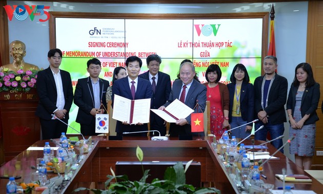 Afianzan cooperación entre la Voz de Vietnam y la radio surcoreana de Gwangju