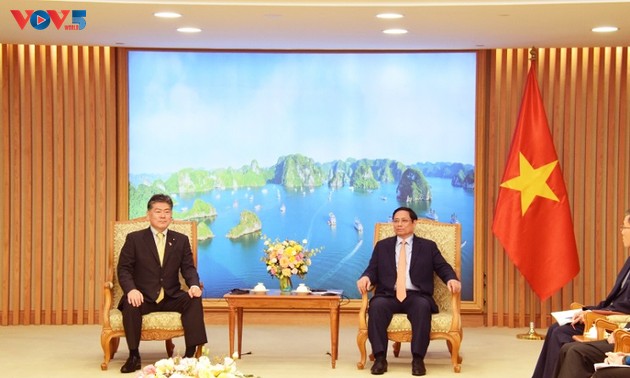 Premierminister Pham Minh Chinh empfängt Japans Justizminister Furukawa Yoshihisa