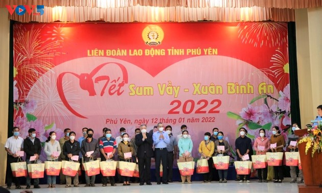 Hilfsaktion zum Neujahrsfest Tet in Phu Yen
