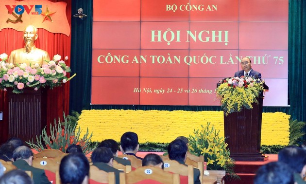 Премьер-министр Вьетнама: Необходимо строить все более сильную народную милицию