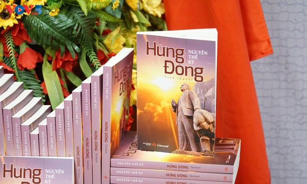 Novel “Hung Dong” by Nguyen The Ky debuted