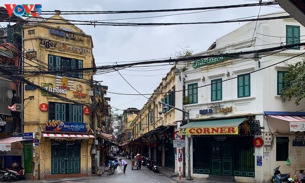 Businesses in Hanoi’s Old Quarter shutdown due to COVID-19