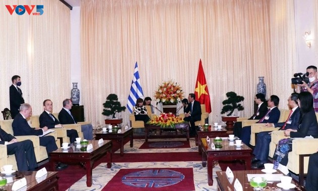 Tổng thống Hy Lạp đề nghị cùng TPHCM hợp tác trong lĩnh vực giáo dục và văn hóa