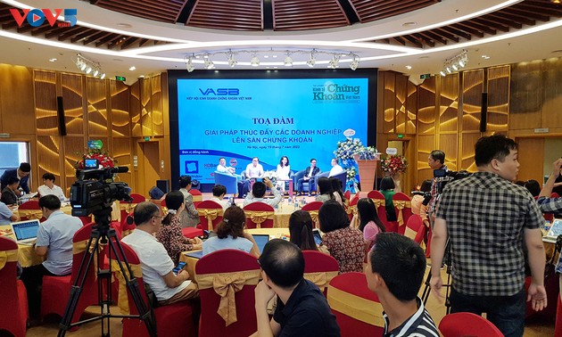 Colloque: Quelles solutions pour stimuler la cotation des entreprises vietnamiennes?