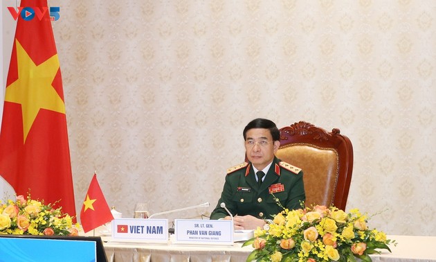Вьетнам прилагает максимум услий для поддержания мира в мире 