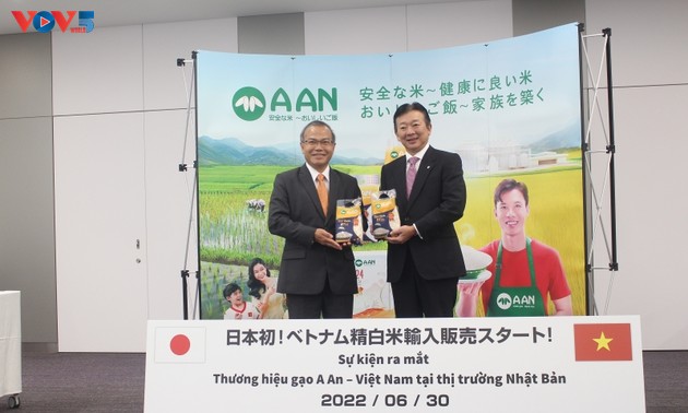 Vietnam’s best ST 25 rice sold in Japan