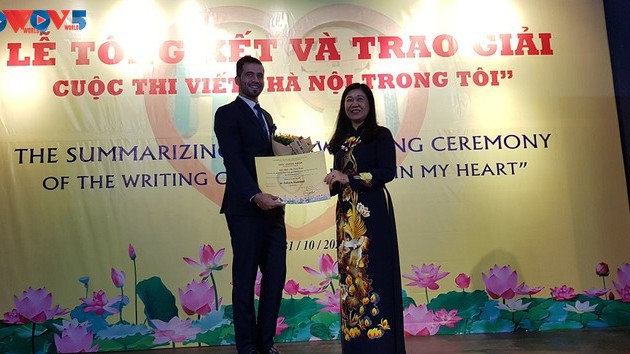 Promueven el amor de los extranjeros hacia Hanói a través del concurso de escritura “Hanói en mí”
