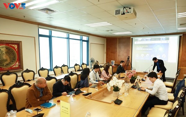 Vietnamese intellects engage in digital transformation