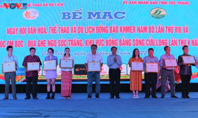 Abschluss des Kultur-, Sport- und Tourismus-Festtags der Khmer in Südvietnam