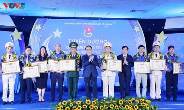 94 Funktionäre des Jugendverbandes erhalten Ly Tu Trong-Preis 2022