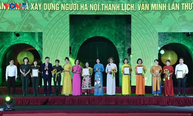 Preisverleihung des Wettbewerbs für Kulturentwicklung und Aufbau der Hanoier