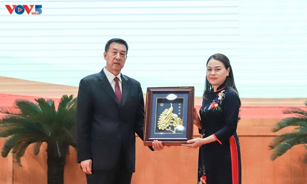 Freundschaftstreffen der Vaterländischen Front Vietnams und der Politischen Konsultativkonferenz des chinesischen Volkes