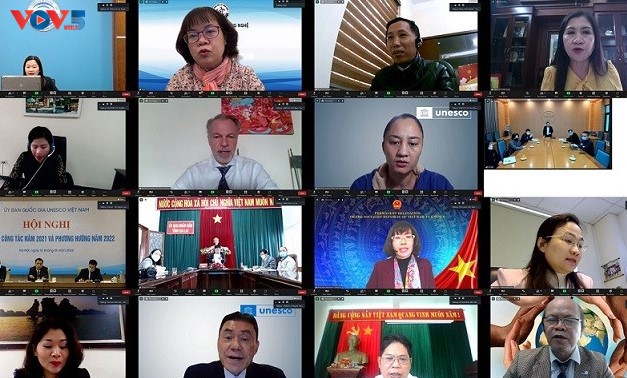 Continúan promoviendo la imagen y el papel de Vietnam en la UNESCO