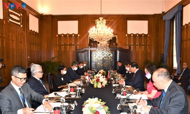 Quatrième réunion du comité pour la coopération Vietnam-Indonésie