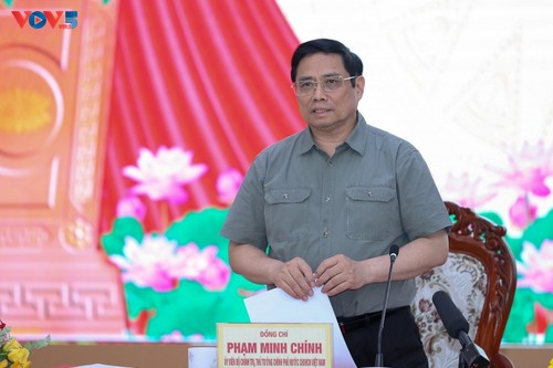 El jefe de Gobierno orienta el desarrollo de la economía agrícola de Soc Trang - ảnh 1