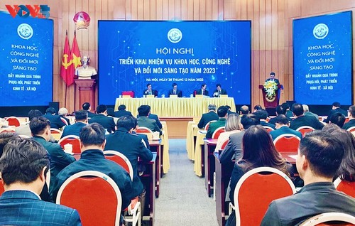 Ciencia, tecnología e innovación afirman posición de Vietnam en empresas emergentes - ảnh 1