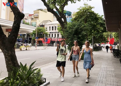 Tourismus in Hanoi erholt sich stark nach der Pandemie - ảnh 1