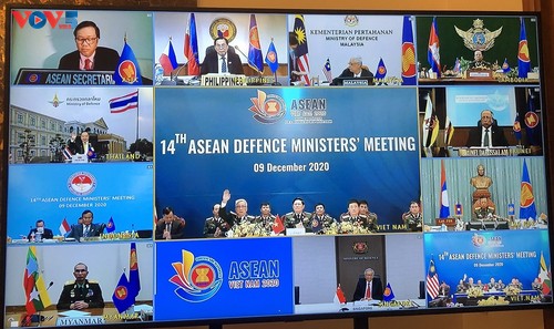 Verteidigungszusammenarbeit in der ASEAN ist während der Covid-19-Pandemie aufrechterhalten - ảnh 1
