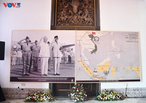 Pekan Pameran Foto Peringatan 65 Tahun Jalinan Hubungan Vietnam-Indonesia di Yogyakarta - ảnh 1