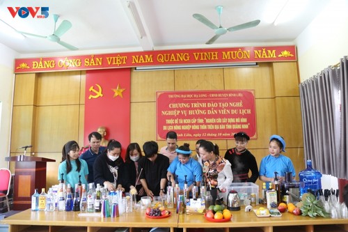 Binh Lieu’s ethnic minority women prosper with eco-tourism services  - ảnh 1