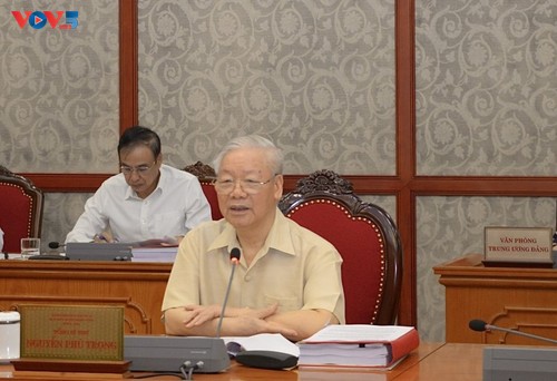 Nguyên Phu Trong préside une réunion sur des projets importants - ảnh 1