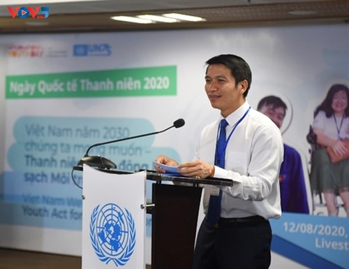 Jóvenes vietnamitas responden al Día Internacional de la Juventud - ảnh 2