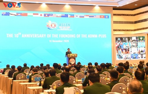 Celebran 10 años de la Conferencia amplia de Ministros de Defensa de la Asean - ảnh 2