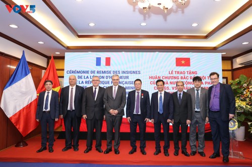 GS.VS. Châu Văn Minh, Chủ tịch Viện Hàn lâm Khoa học và Công nghệ Việt Nam được trao Huân chương Bắc đẩu Bội tinh của Pháp - ảnh 5