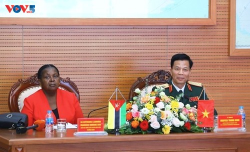 莫桑比克议会议长访问越南 事故、自然灾害应对与搜救国家委员会 - ảnh 1