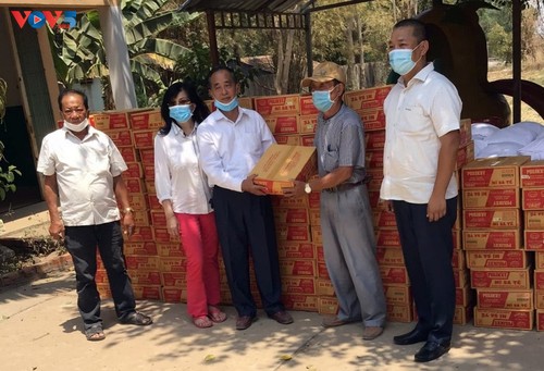 Nỗ lực hỗ trợ cộng đồng người gốc Việt tại Campuchia đang thực hiện cách ly phòng dịch COVID-19 - ảnh 1