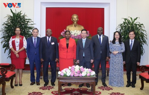 Chủ tịch Quốc hội Esperança Bias mong muốn Việt Nam tiếp tục tăng cường hợp tác, đầu tư vào Mozambique - ảnh 2