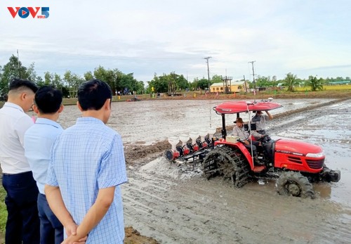 Cơ giới hóa giúp nâng cao giá trị nông sản vùng Đồng bằng Sông Cửu Long - ảnh 2