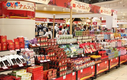 Triển lãm hàng Việt Nam tại hệ thống siêu thị AEON Nhật Bản - ảnh 1