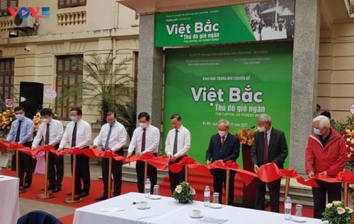 Trưng bày Việt Bắc - Thủ đô gió ngàn: khẳng định tầm vóc lịch sử Ngày Toàn quốc kháng chiến - ảnh 1