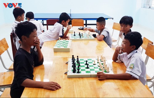 Trường Phổ thông dân tộc nội trú Trung học cơ sở Ninh Phước chăm lo cho học sinh dân tộc thiểu số - ảnh 2