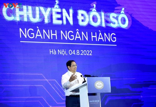 Sector bancario de Vietnam promueve la transformación digital - ảnh 1