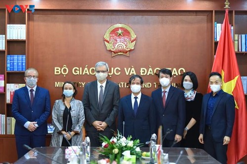 Renforcer la coopération éducative entre le Vietnam et les partenaires internationaux - ảnh 1