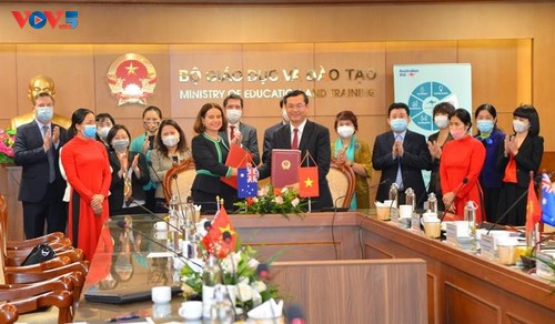 Renforcer la coopération éducative entre le Vietnam et les partenaires internationaux - ảnh 2