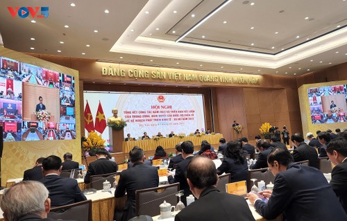 Conférence bilan sur la situation socioéconomique de 2022: les conclusions de Pham Minh Chinh - ảnh 1