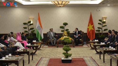 Lãnh đạo Thành phố Hồ Chí Minh tiếp Chủ tịch Hạ viện Cộng hòa Ấn Độ Om Birla - ảnh 1