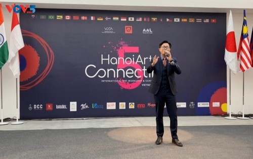 Семинар и международная художественная выставка Hanoi Art Connecting - ảnh 1
