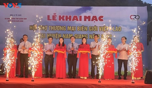 Hội chợ thương mại biên giới Việt – Lào tại tỉnh Quảng Nam - ảnh 1