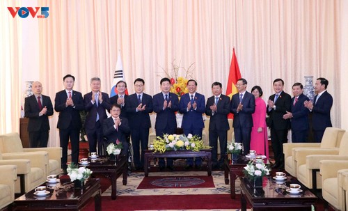 Lãnh đạo Thành phố Hồ Chí Minh tiếp Chủ tịch Quốc hội Hàn Quốc - ảnh 2