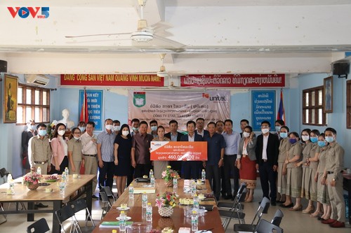 Liên doanh viễn thông Việt Nam tại Lào hỗ trợ Trường Song ngữ Nguyễn Du nâng cao chất lượng giảng dạy - ảnh 2