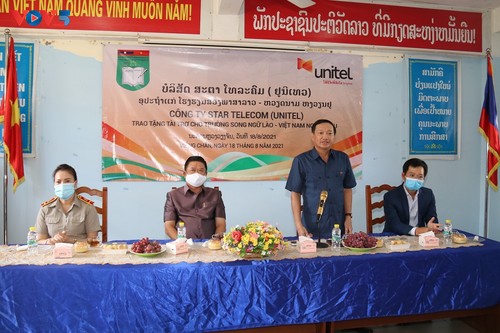 Liên doanh viễn thông Việt Nam tại Lào hỗ trợ Trường Song ngữ Nguyễn Du nâng cao chất lượng giảng dạy - ảnh 1