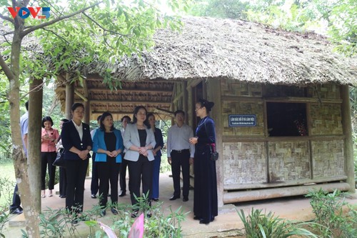 Phó Chủ tịch nước Võ Thị Ánh Xuân thăm, làm việc tại tỉnh Bắc Kạn - ảnh 1