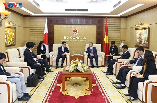 Việt Nam - Nhật Bản tăng cường hợp tác phát triển nguồn nhân lực và y tế - ảnh 2