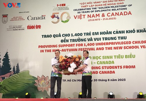 “Cột mốc vàng” kỷ niệm 50 năm quan hệ ngoại giao Việt Nam - Canada - ảnh 1