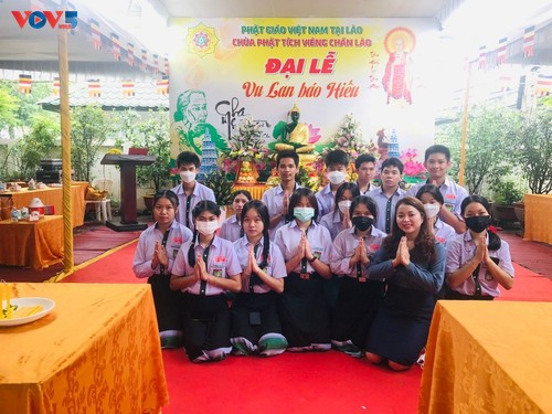 Cộng đồng người Việt tại Lào tổ chức Đại lễ Vu lan báo hiếu - ảnh 2