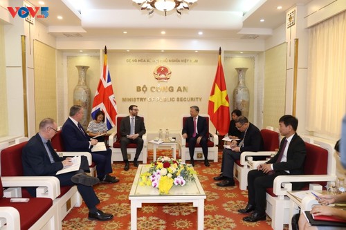 Việt Nam - Vương quốc Anh tăng cường hợp tác an ninh  - ảnh 1